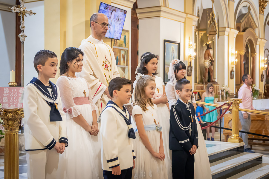 Ceremonia comunión La parroquia de Nuestra Señora Inmaculada Concepción